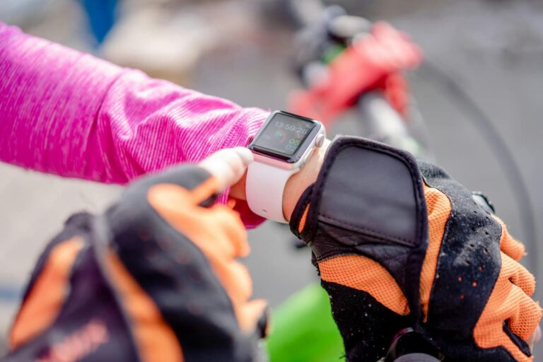 The Best Smart Fitness Trackers of 2024-2025: Features, Innovations, and What to Expect